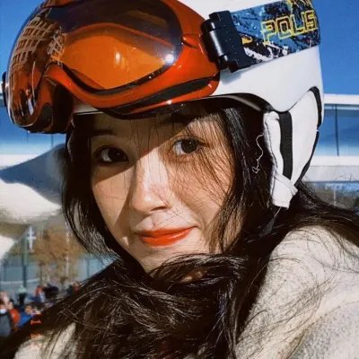 青楼红杏四十年